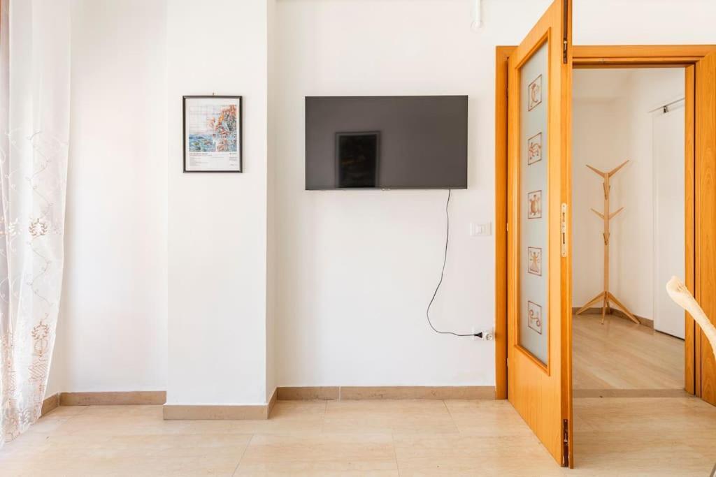 Casa Etruschi - Appartamento Con Posto Auto Ливорно Екстериор снимка